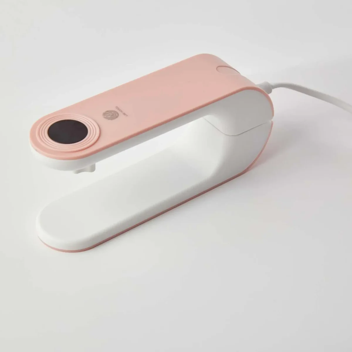 Au Bottle Pink Charger